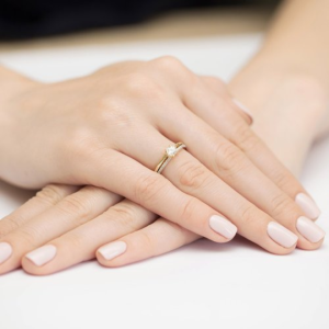 Pierścionek z Brylantami 0,40ct z żółtego złota próby 585. W-0355